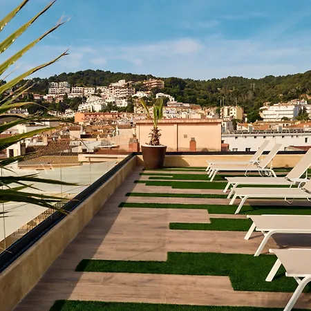 Ξενοδοχείο Delfin 4 Sup 4*