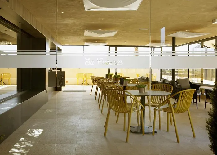 Delfin 4 Sup Hotell Tossa de Mar