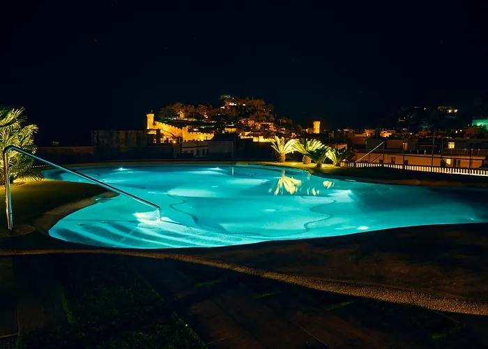 Hotell Delfin 4 Sup Tossa de Mar